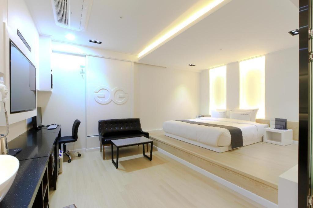 בוסאן City Hotel G&G מראה חיצוני תמונה