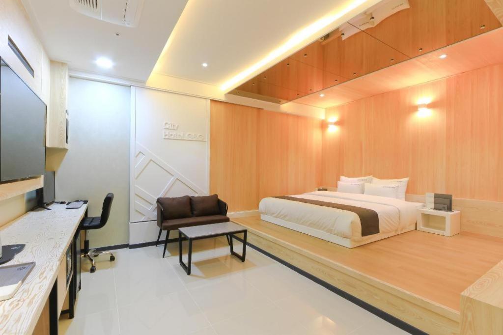בוסאן City Hotel G&G מראה חיצוני תמונה
