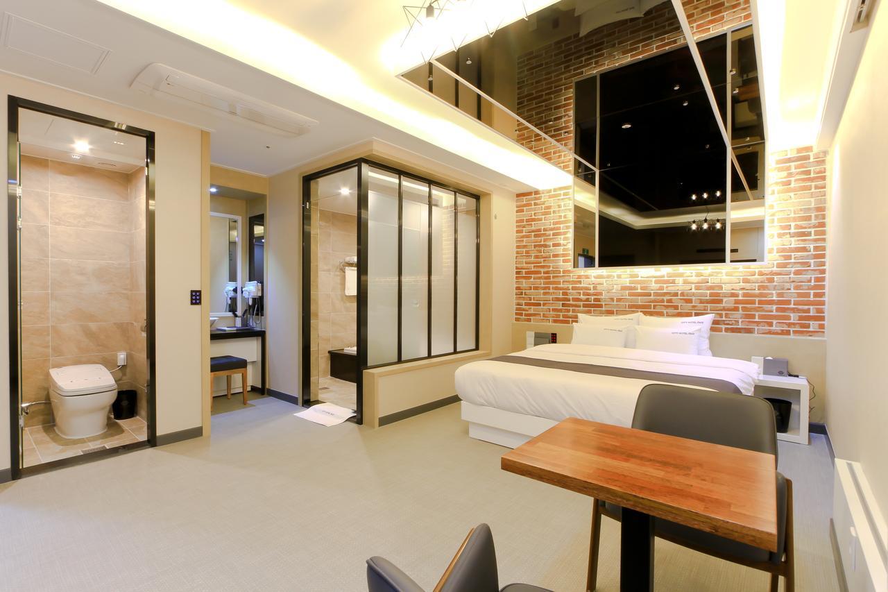 בוסאן City Hotel G&G מראה חיצוני תמונה