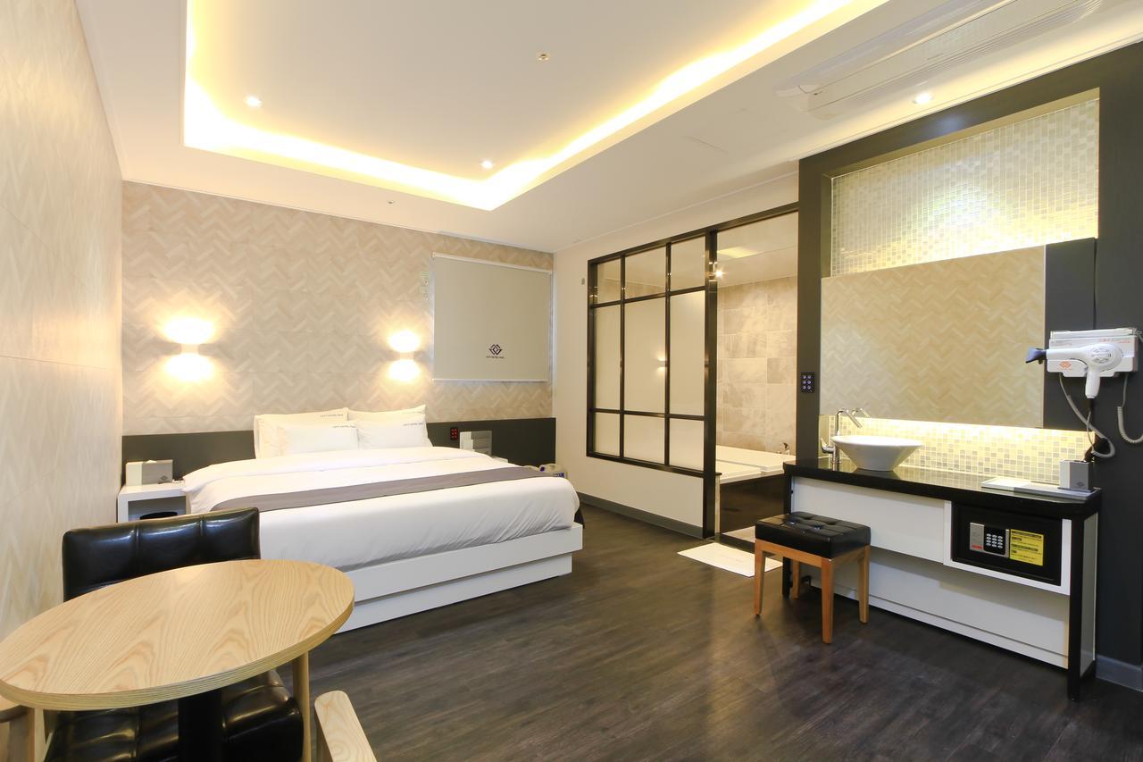בוסאן City Hotel G&G מראה חיצוני תמונה