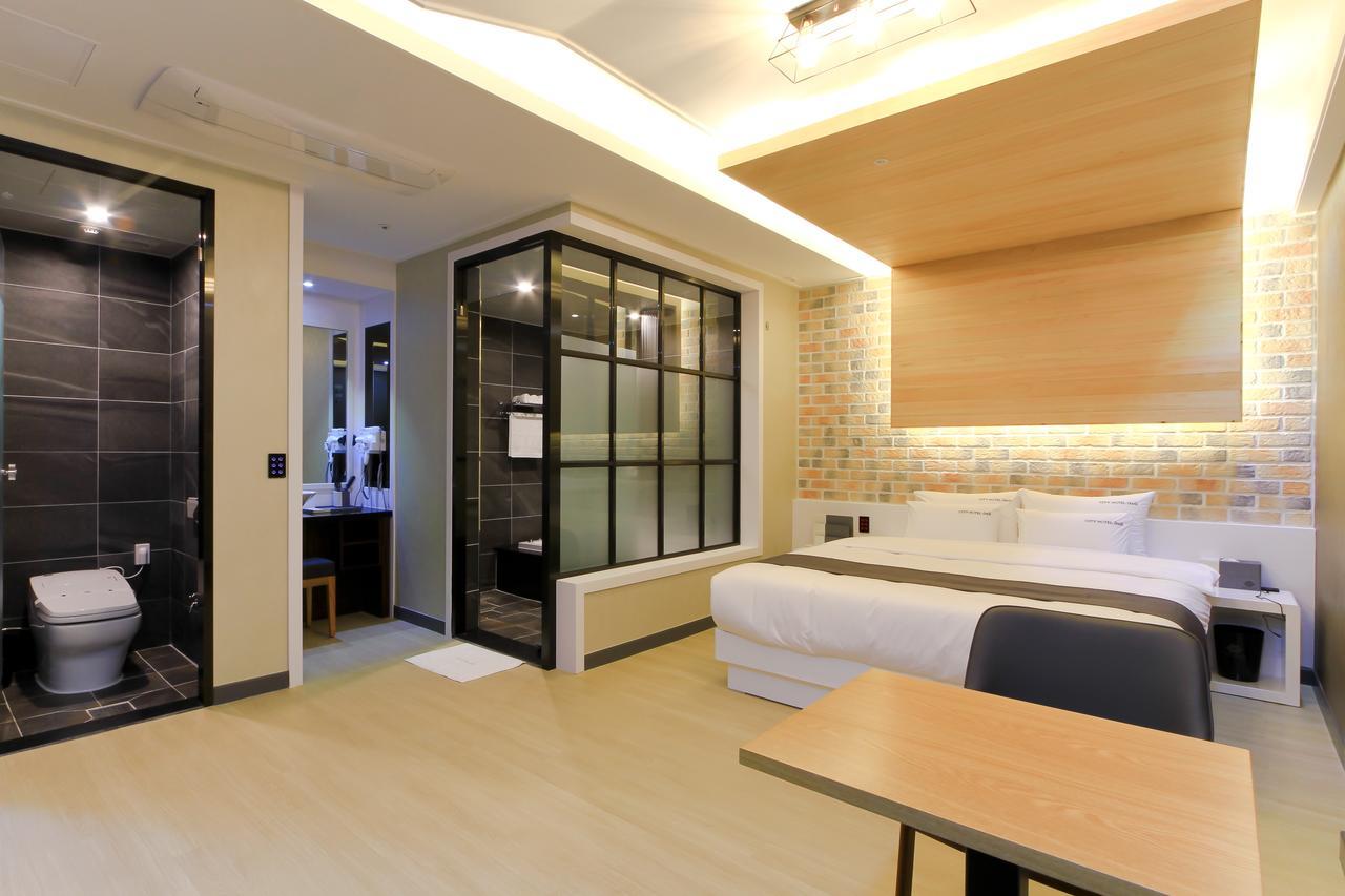 בוסאן City Hotel G&G מראה חיצוני תמונה