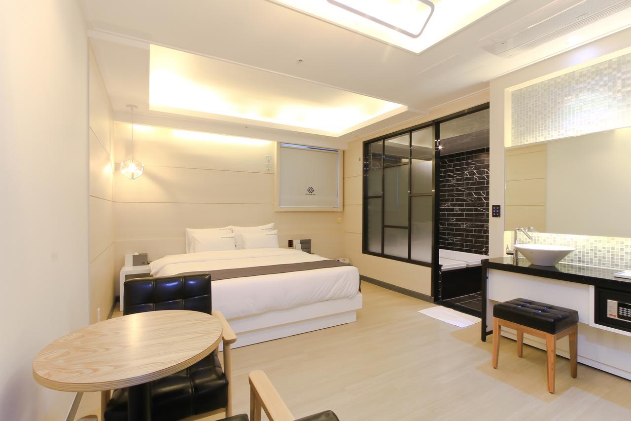 בוסאן City Hotel G&G מראה חיצוני תמונה