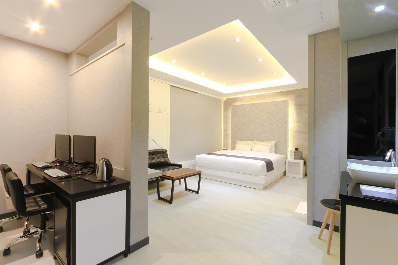 בוסאן City Hotel G&G מראה חיצוני תמונה
