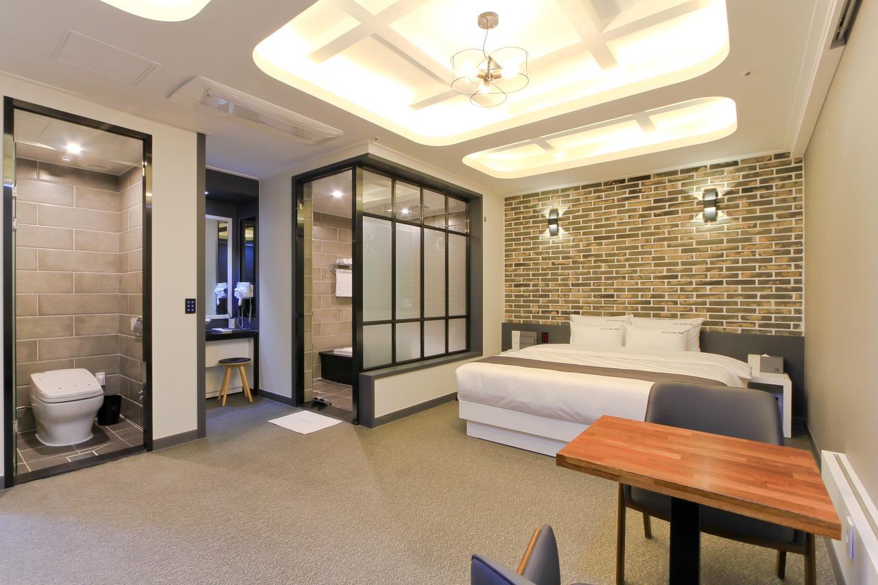 בוסאן City Hotel G&G מראה חיצוני תמונה
