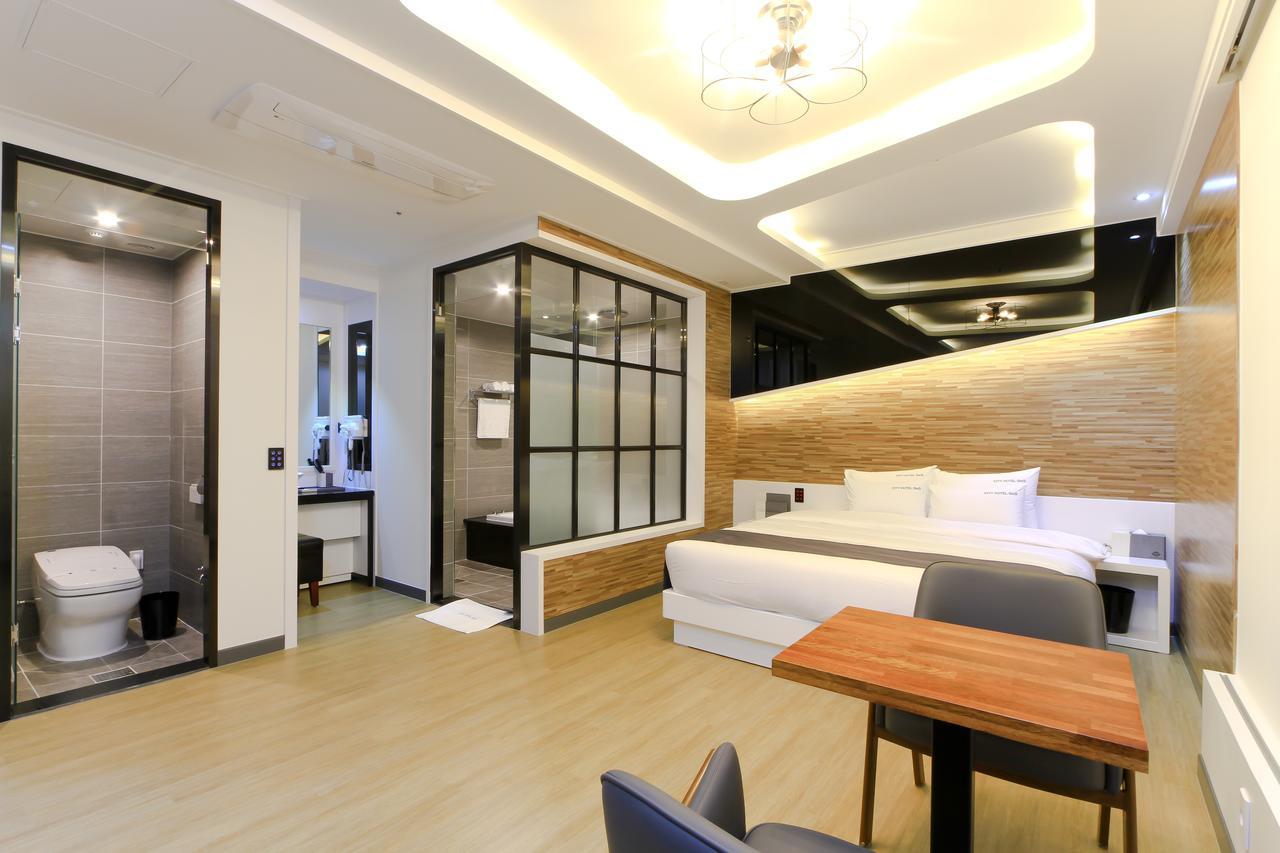 בוסאן City Hotel G&G מראה חיצוני תמונה