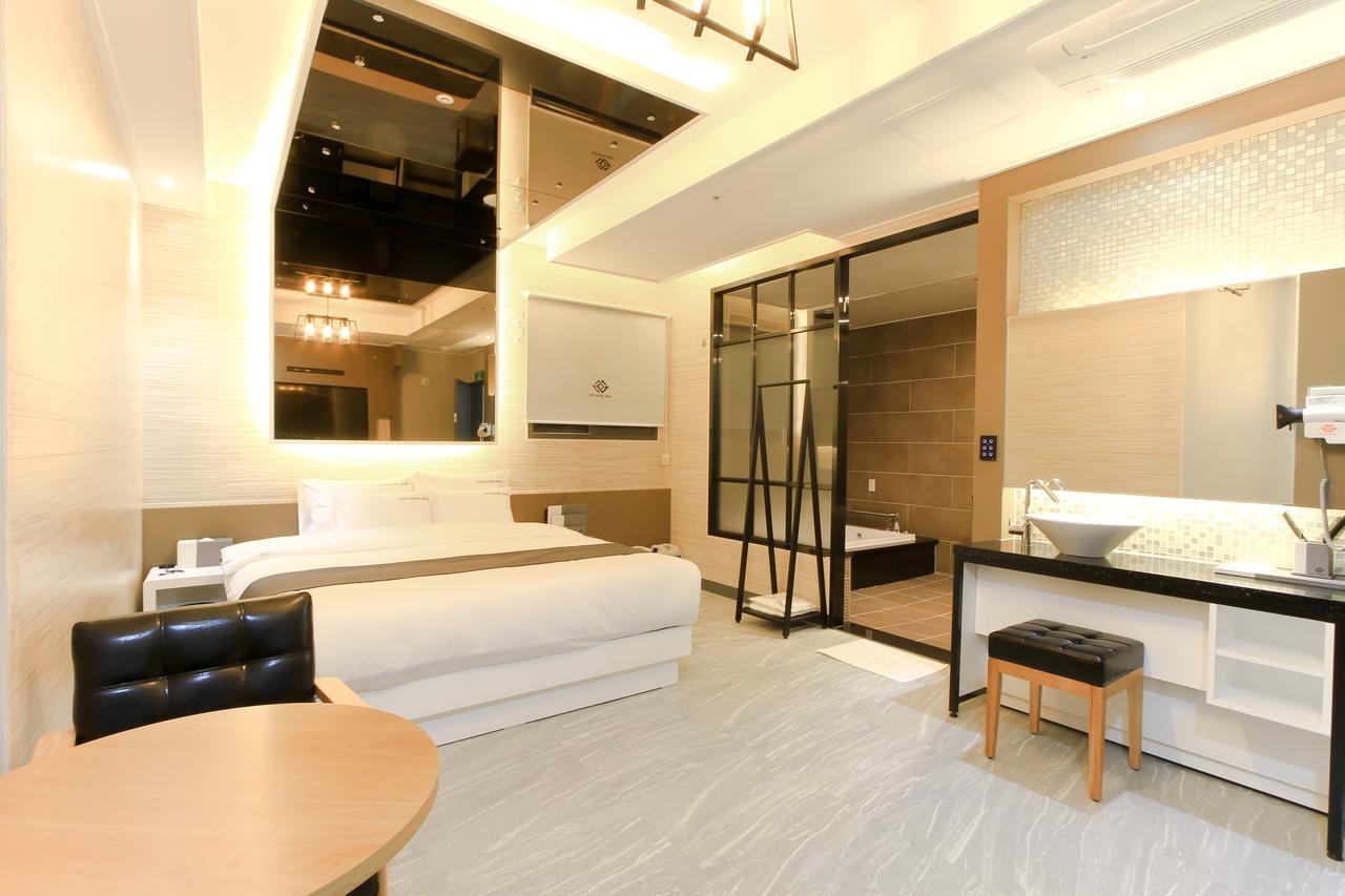 בוסאן City Hotel G&G מראה חיצוני תמונה