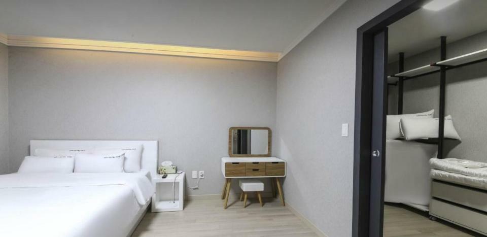 בוסאן City Hotel G&G מראה חיצוני תמונה